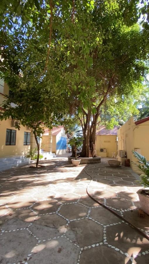 Hoa Bien Guesthouse Mũi Né Buitenkant foto